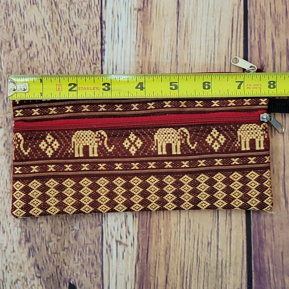 Gorgeous 🐘 Pouch - Picture 3 of 7